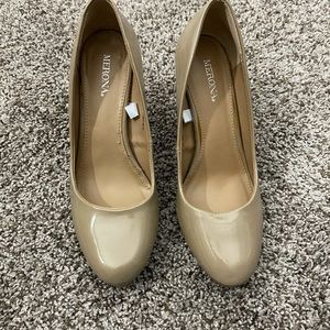 Merona Nude Tan Pumps Faux Patent Leather Heels